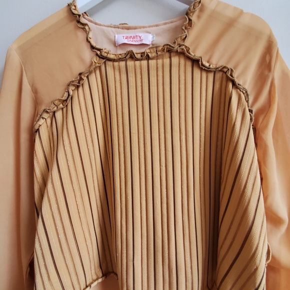 Vintage Tuscany Yellow blouse, contrast with cuff and sleeve,  M - Picture 4 of 6